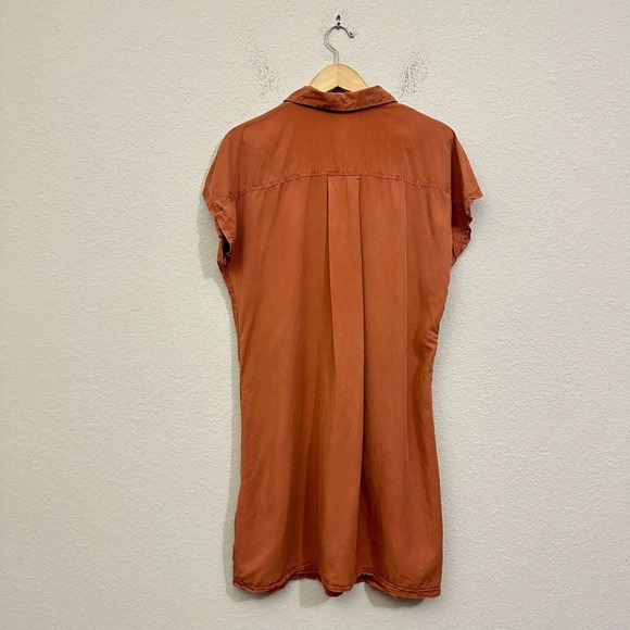XCVI Short Sleeve Wearable Shift Dress Collared in Rust - Picture 5 of 9